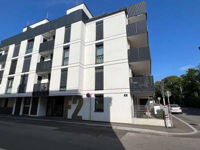 NEUBAU MIT LOGGIA