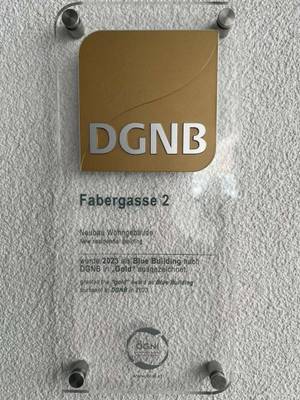 NEUBAU MIT LOGGIA – Bild 3