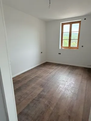 5-Zimmer-Wohnung mieten in Baden – 81 m², € 1.126 – Bild 6 von 9