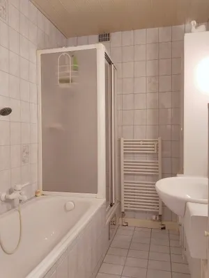 2-Zimmer-Wohnung kaufen in Linz – 43,75 m², € 125.000 – Bild 6 von 8