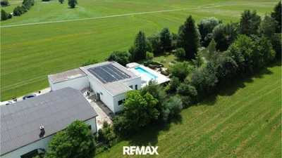3-Zimmer-Haus kaufen in Vöcklabruck – 324 m², € 1.198.000 – Bild 1 von 22