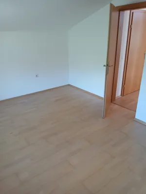 3-Zimmer-Wohnung mieten in Feldkirchen – 100 m², € 1.000 – Bild 5 von 8