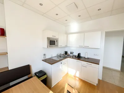 2-Zimmer-Gewerbeimmobilie mieten in Wiener Neustadt – 67 m², € 936 – Bild 16 von 17