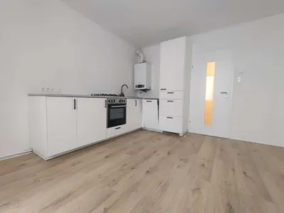 Renovierte 2-Zimmer-Wohnung mit Wohnküche | Buchengasse, 1100 Wien ab August verfügbar