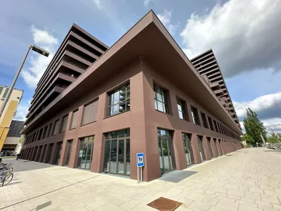 Gewerbeimmobilie mieten in Graz – 1 300 m², € 10