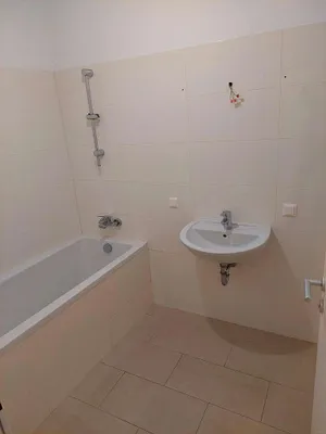 2-Zimmer-Wohnung mieten in Tulln – 46 m², € 920 – Bild 8 von 10