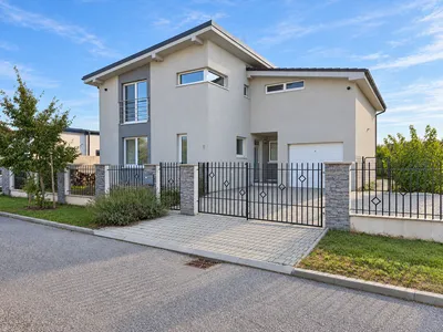 5-Zimmer-Haus kaufen in Neusiedl am See – 200 m², € 429.900 – Bild 2 von 33
