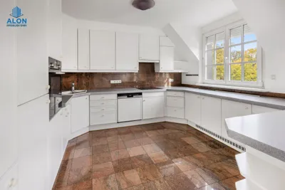 6-Zimmer-Wohnung mieten in Wien – 224,72 m², € 7.036 – Bild 3 von 39