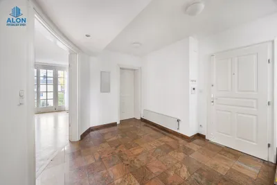 6-Zimmer-Wohnung mieten in Wien – 224,72 m², € 7.036 – Bild 19 von 39