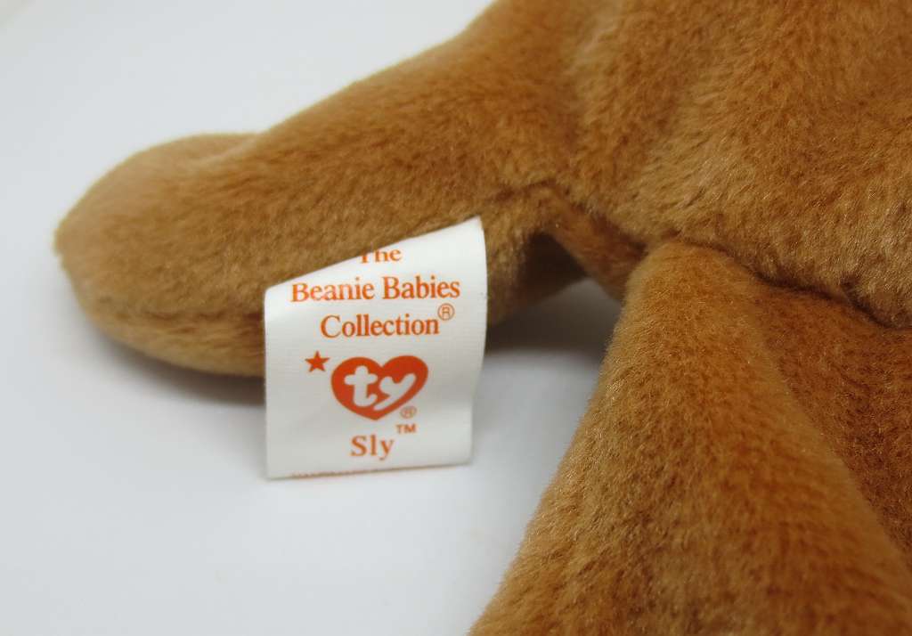 Sly selling Beanie Baby