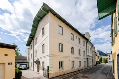 10-Zimmer-Gewerbeimmobilie kaufen in Gmunden – 275 m², € 975.000