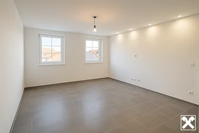 7-Zimmer-Gewerbeimmobilie kaufen in Neunkirchen – 203 m², € 370.000 – Bild 9 von 11