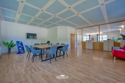 Gewerbeimmobilie kaufen in Vöcklabruck – 917 m², € 649.000 – Bild 7 von 18