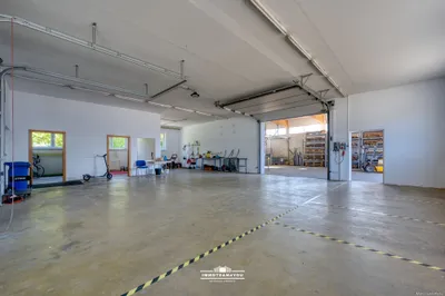 Gewerbeimmobilie kaufen in Vöcklabruck – 917 m², € 649.000 – Bild 13 von 18
