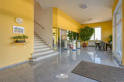 Gewerbeimmobilie kaufen in Vöcklabruck – 917 m², € 649.000 – Bild 4 von 18