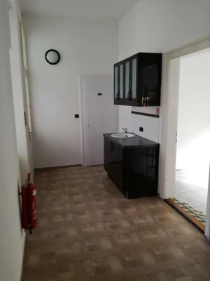 2-Zimmer-Gewerbeimmobilie mieten in Baden – 55 m², € 1.566 – Bild 3 von 6