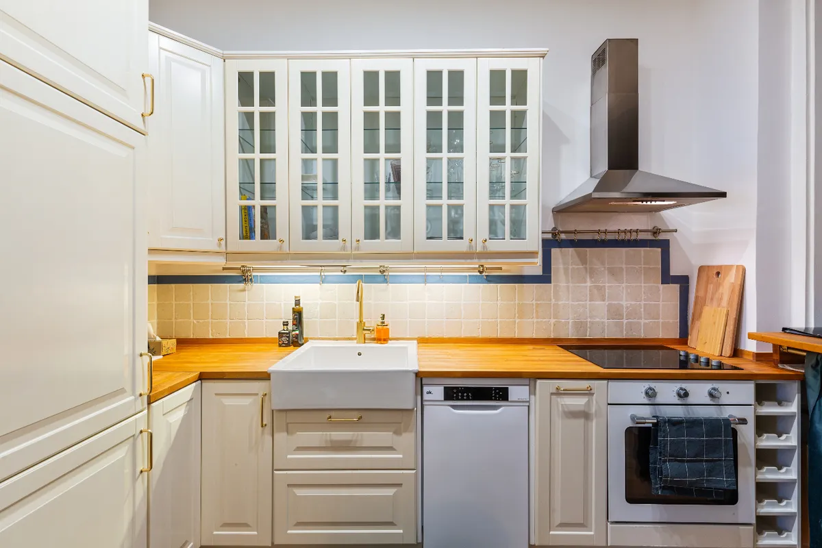Charaktervolles Altbauapartment nahe dem Zentrum, privat, all inclusive – pohled 2