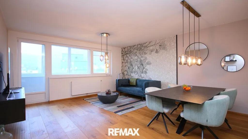 Licht, Raum & Eleganz - sanierte 4-Zimmer-Wohnung mit Loggia - Ansicht 3