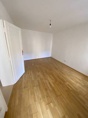 2-Zimmer Altbau-Wohnung, im belebten Trendviertel des 7. Bezirkes- zu mieten ! – Bild 3