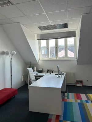 4-Zimmer-Gewerbeimmobilie mieten in Wien – 300 m², € 26 – Bild 2 von 13