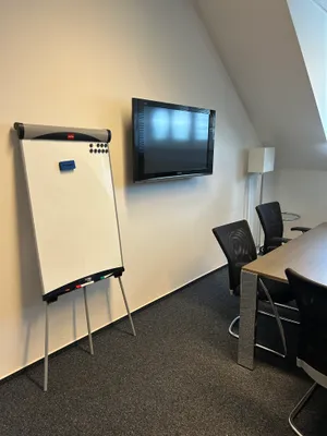 4-Zimmer-Gewerbeimmobilie mieten in Wien – 300 m², € 26 – Bild 7 von 13
