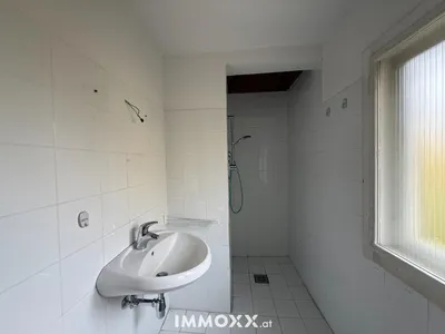 Haus kaufen in Graz-Umgebung – 1 011 m², € 325.000 – Bild 6 von 11