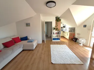 2-Zimmer-Wohnung mieten in Neunkirchen – 50 m², € 792 – Bild 10 von 10
