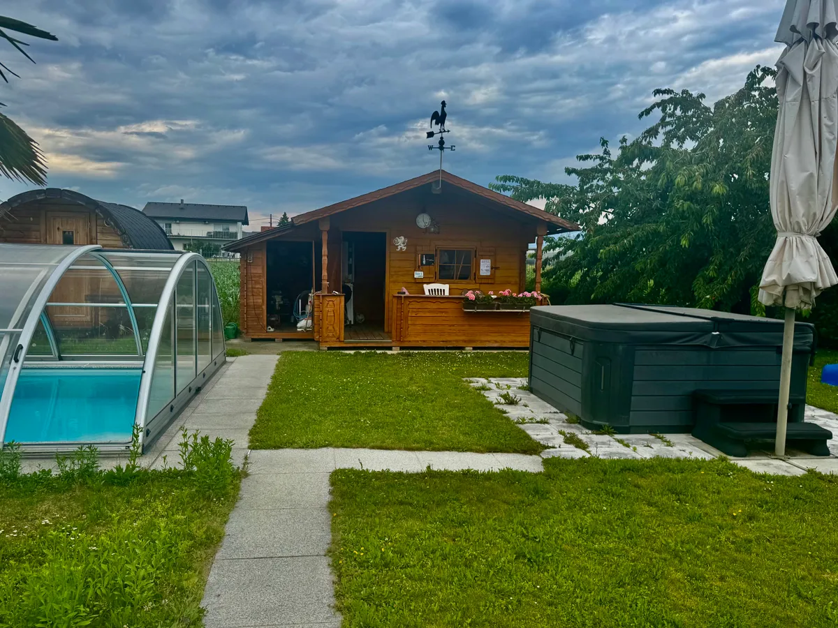 Vollunterkellert! Komfortables Wohnen auf einer Ebene ! Gartenhäuschen! Pool! - Ansicht 3