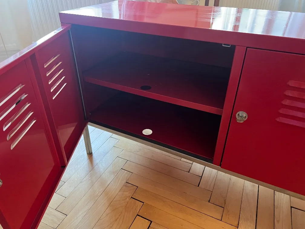IKEA PS Schrank rot, € 0,- (1090 Wien)