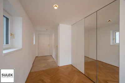 Wohnen in der Innenstadt: 3-Zimmer-Wohnung mit Terrasse und traumhaftem Ausblick // Albertina – Bild 2