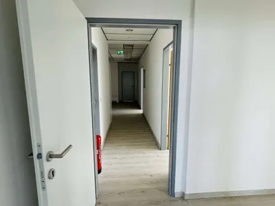 4-Zimmer-Gewerbeimmobilie mieten in Salzburg Stadt – 139 m², € 1.458 – Bild 5 von 5