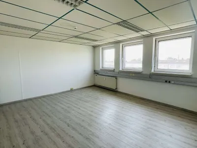 4-Zimmer-Gewerbeimmobilie mieten in Salzburg Stadt – 139 m², € 1.458 – Bild 4 von 5