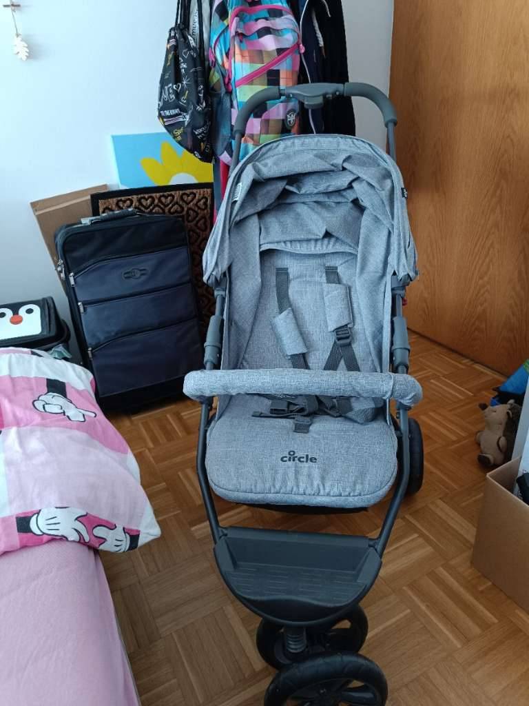 Ich verkaufe den Kinderwagen weil ich wei dass es gut Benutzt werden kann  und der hat auch noch ein Einkaufskorb da bei.,  40,- (8280 Frstenfeld) -  willhaben