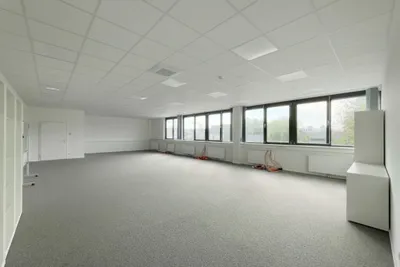 4-Zimmer-Gewerbeimmobilie mieten in Graz – 287 m², € 3.646 – Bild 2 von 16