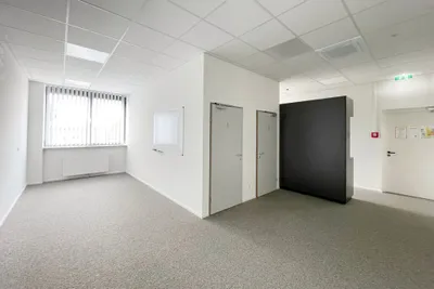 4-Zimmer-Gewerbeimmobilie mieten in Graz – 287 m², € 3.646 – Bild 12 von 16