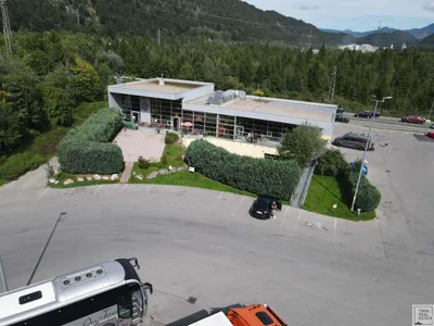 10-Zimmer-Gewerbeimmobilie kaufen in Reutte – 1 000 m², € 1.220.000 – Bild 3 von 19