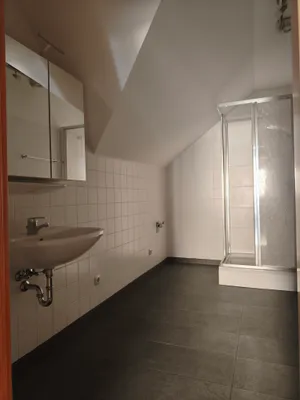 3-Zimmer-Wohnung mieten in Graz-Umgebung – 93 m², € 974 – Bild 8 von 9