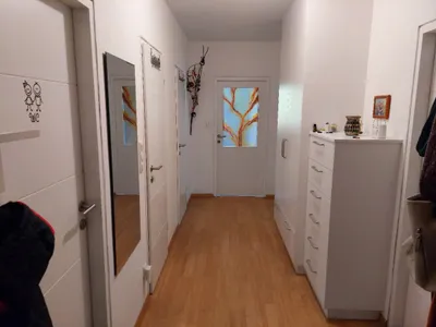6-Zimmer-Wohnung kaufen in Gmunden – 109 m², € 439.000 – Bild 2 von 26