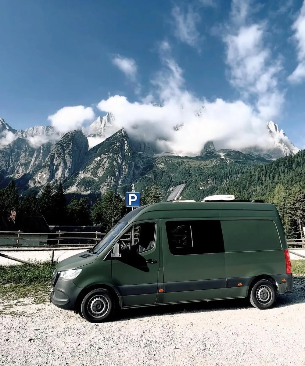 Mercedes-Benz Sprinter