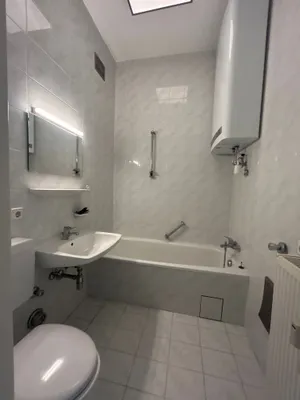 2-Zimmer-Wohnung mieten in Salzburg Stadt – 49 m², € 1.070 – Bild 7 von 8