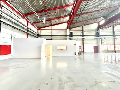 Gewerbeimmobilie mieten in Tulln – 1 800 m² – Bild 1 von 7