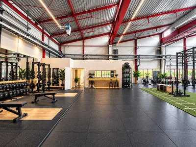 Gewerbeimmobilie mieten in Tulln – 1 800 m² – Bild 2 von 7
