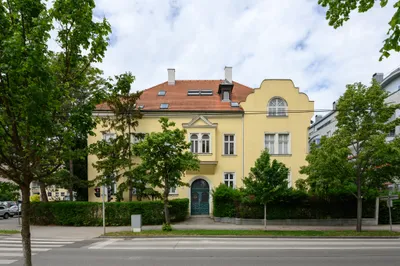 7-Zimmer-Wohnung kaufen in Wiener Neustadt – 378 m², € 490.000 – Bild 15 von 17