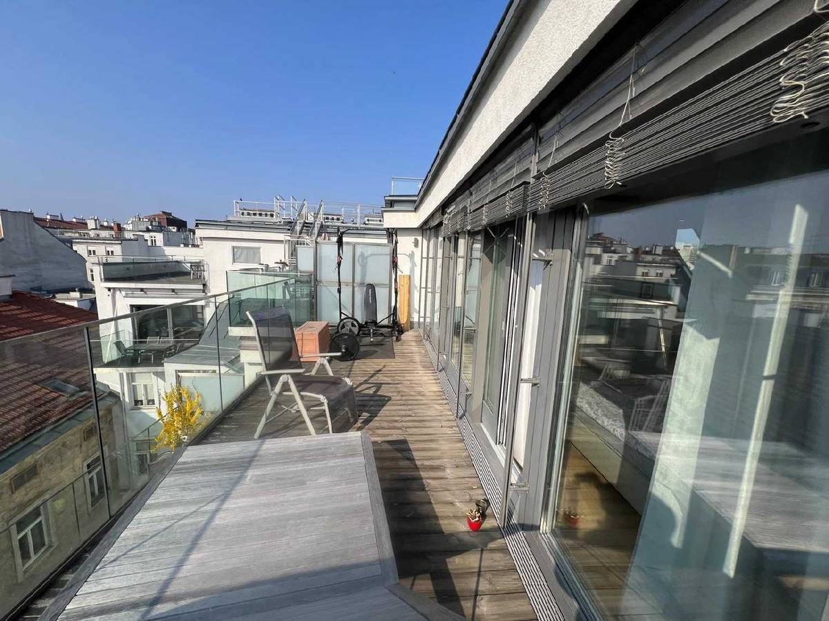 Dachgeschoss-Investment in Bestlage - 4 Zimmer mit Außenflächen - Ansicht 2