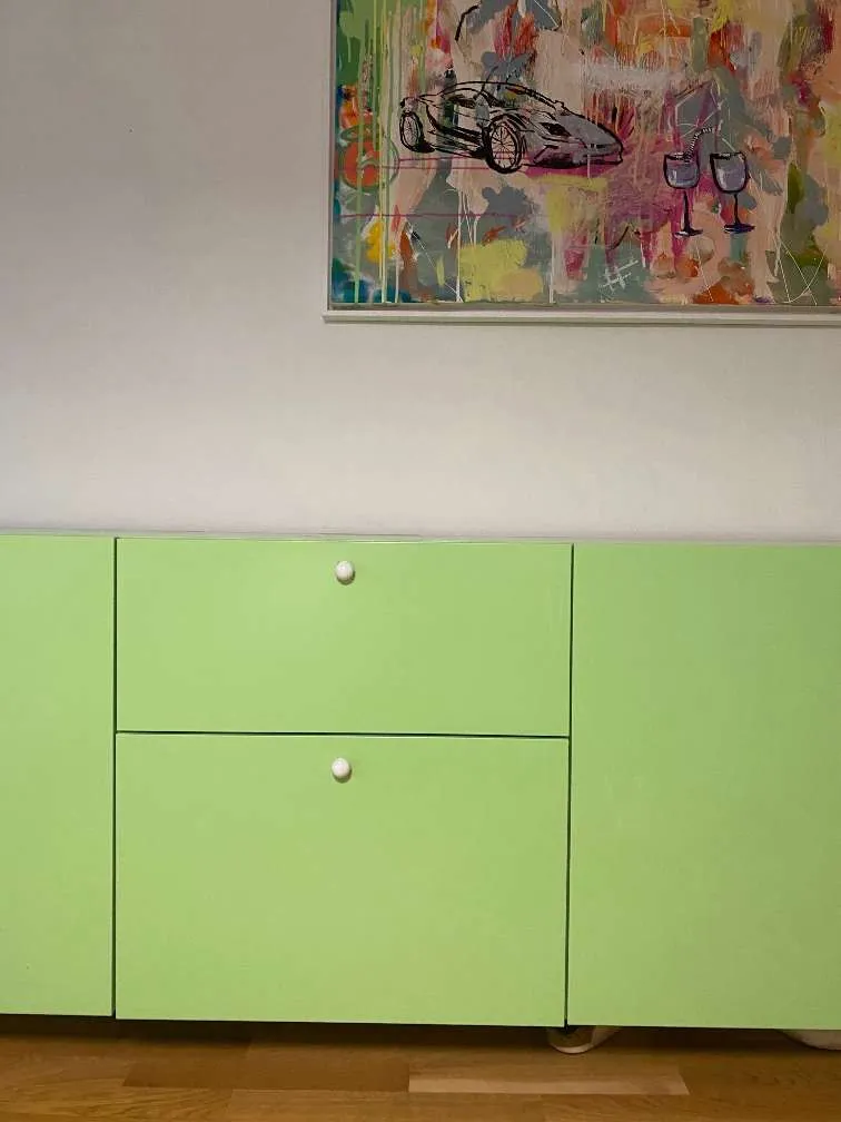 Kommode, Sideboard - Ikea Besta mit stylischer Lackierung, € 110,- (1040 Wien)