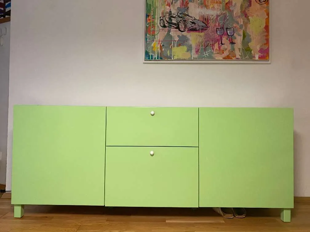 Kommode, Sideboard - Ikea Besta mit stylischer Lackierung, € 110,- (1040 Wien)