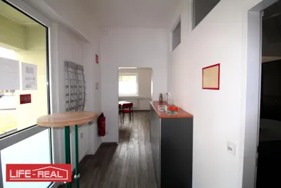 6-Zimmer-Gewerbeimmobilie mieten in Linz – 117 m², € 1.665 – Bild 3 von 21