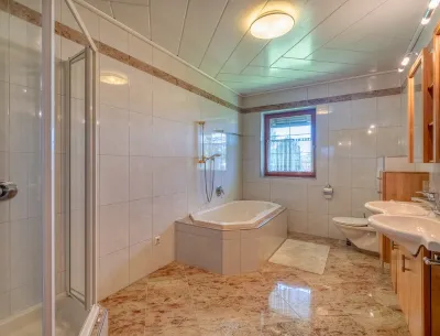 6-Zimmer-Haus kaufen in Braunau am Inn – 318 m², € 1.230.000 – Bild 9 von 10