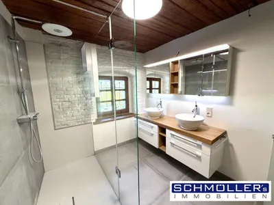 5-Zimmer-Wohnung mieten in Wels-Land – 180 m², € 1.750 – Bild 26 von 42