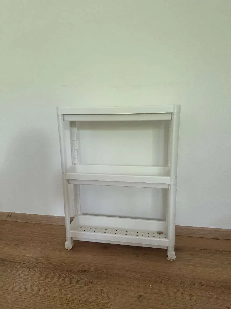 Ikea VESKEN Rollwagen, € 5,- (5023 Salzburg)